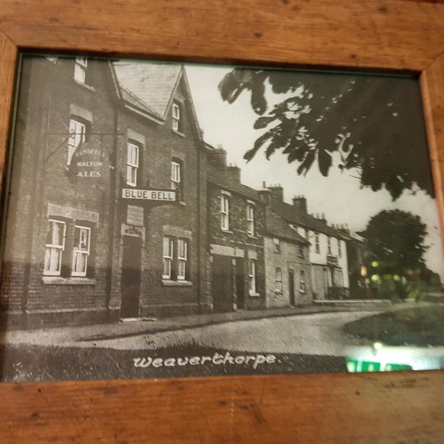 The Blue Bell Inn Weaverthorpe Eksteriør billede
